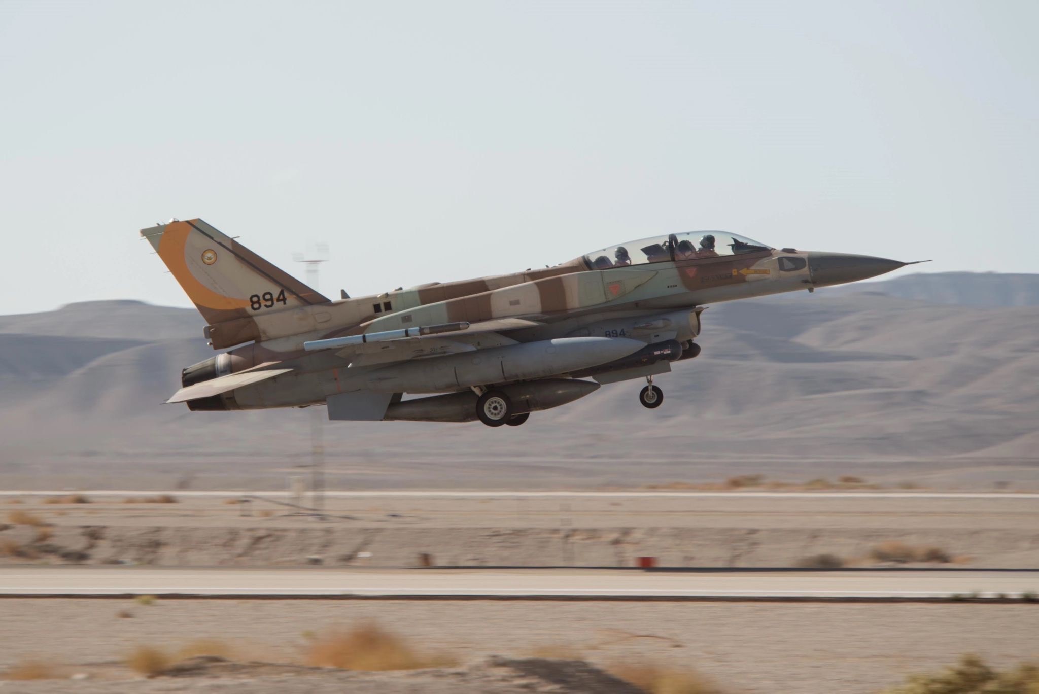 F-16