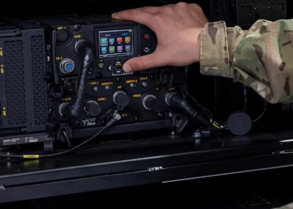 E-LynX radio