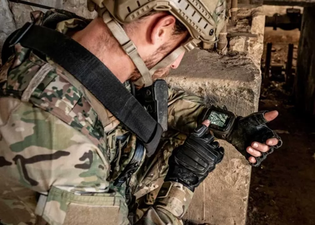 Infantry soldier operating equipment